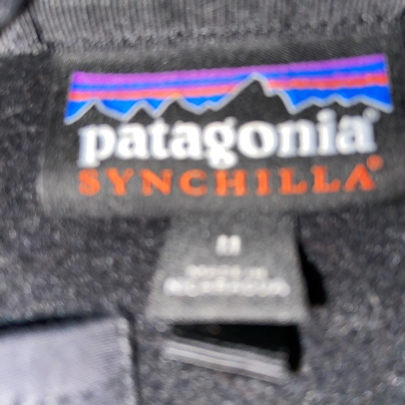 Black Patagonia button pullover - Picture 2 of 2